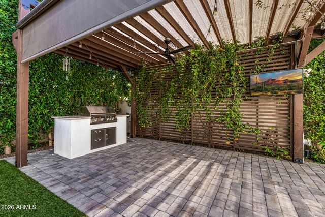 3821 E DEVONSHIRE Avenue, Phoenix, AZ 85018