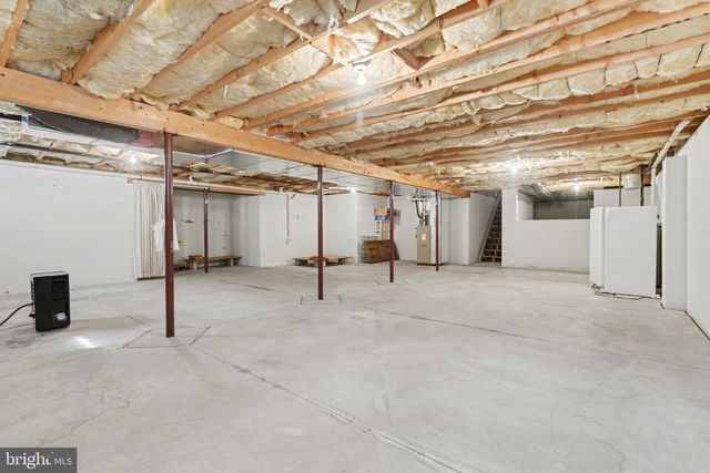 33 BLUE SPRUCE DR, Enola, PA 17025