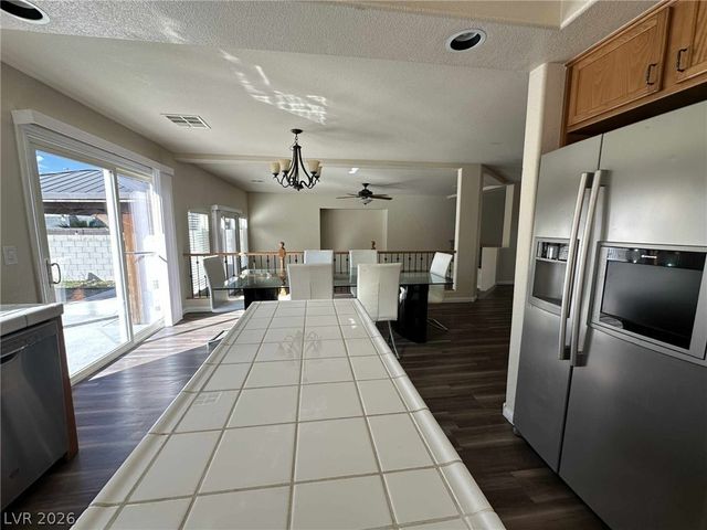 10679 Timber Stand Street, Las Vegas, NV 89183