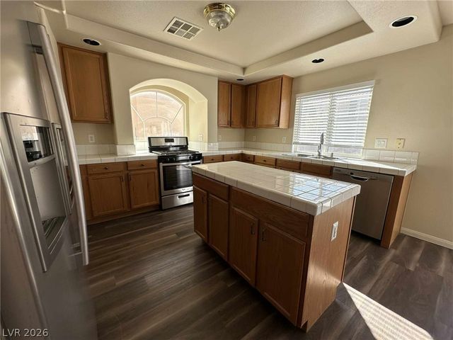 10679 Timber Stand Street, Las Vegas, NV 89183