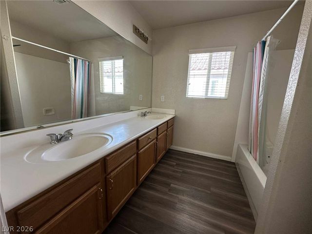 10679 Timber Stand Street, Las Vegas, NV 89183