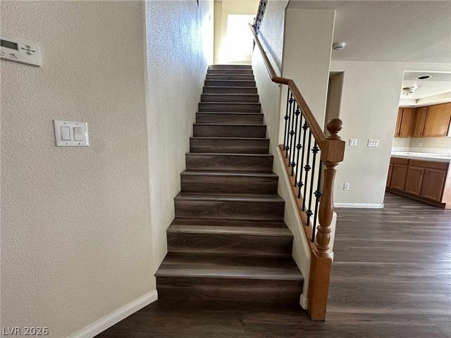 10679 Timber Stand Street, Las Vegas, NV 89183