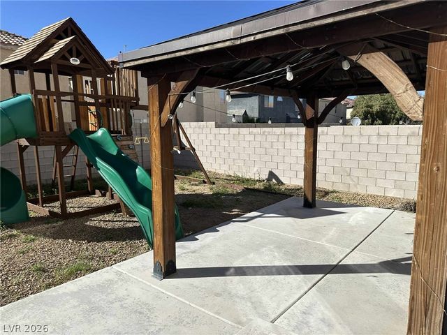 10679 Timber Stand Street, Las Vegas, NV 89183