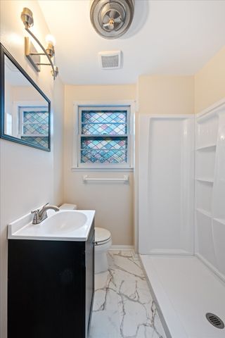388 Melpar Dr, Nashville, TN 37211