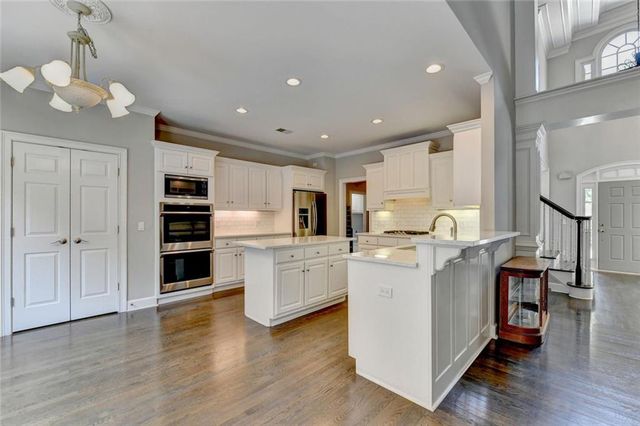 3394 Forestwood Drive, Suwanee, GA 30024