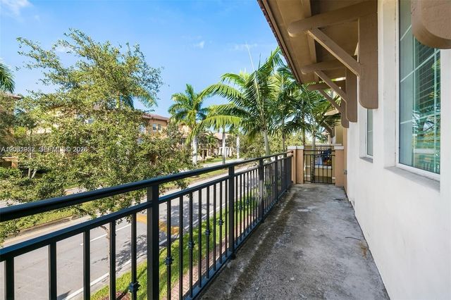 845 SW 147th Ave 1901, Pembroke Pines, FL 33027