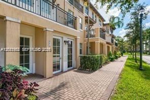 845 SW 147th Ave 1901, Pembroke Pines, FL 33027