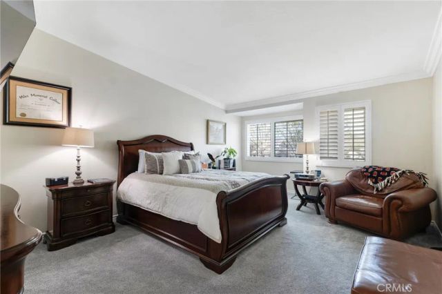 5688 E Los Angeles, Simi Valley, CA 93063