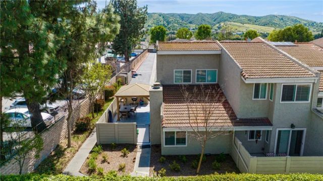 5688 E Los Angeles, Simi Valley, CA 93063