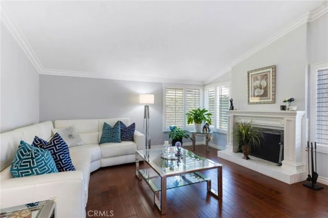 5688 E Los Angeles, Simi Valley, CA 93063