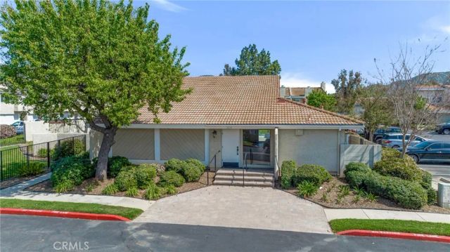 5688 E Los Angeles, Simi Valley, CA 93063