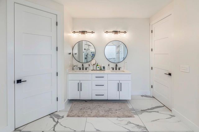 231 CANADY RD, Wellford, SC 29385