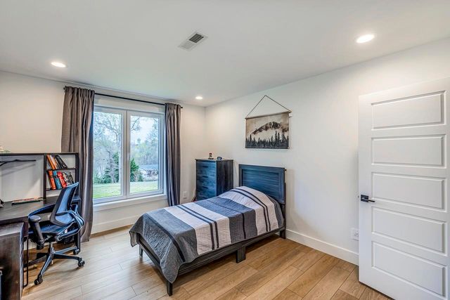231 CANADY RD, Wellford, SC 29385