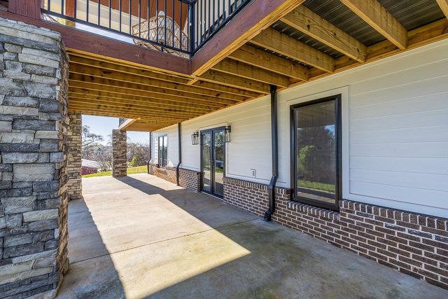 231 CANADY RD, Wellford, SC 29385