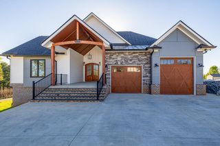 231 CANADY RD, Wellford, SC 29385