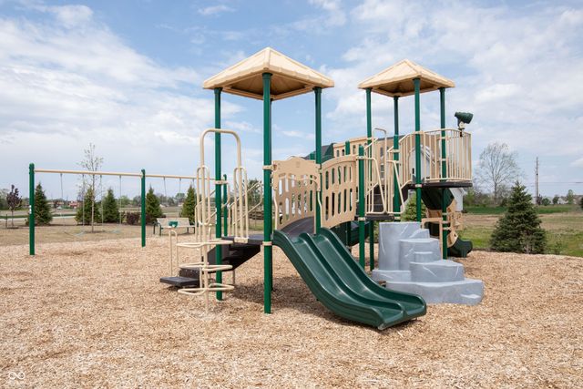 7327 Raybourn Court, Indianapolis, IN 46259