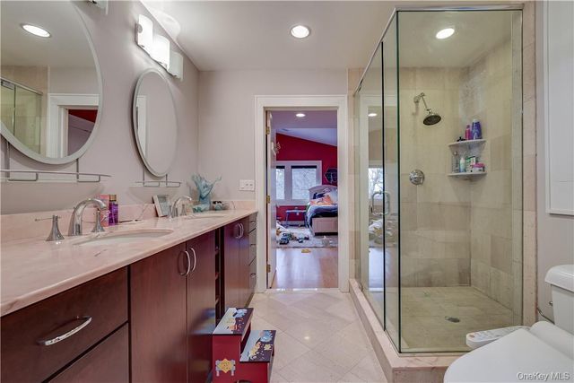 910 Route 9w S, Nyack, NY 10960
