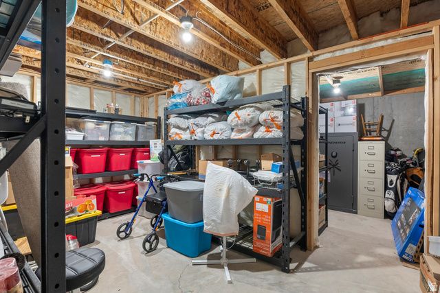 886 S RIVER RIDGE LN, Spanish Fork, UT 84660