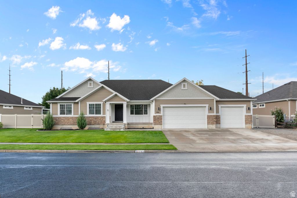 886 S RIVER RIDGE LN, Spanish Fork, UT 84660