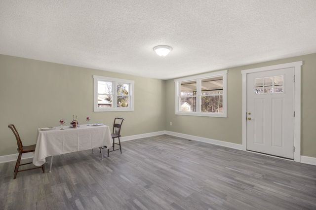 107 Boyd Ave, Simpsonville, SC 29681