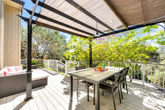 2045 Vista Mar Dr, El Dorado Hills, CA 95762