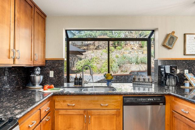 2045 Vista Mar Dr, El Dorado Hills, CA 95762