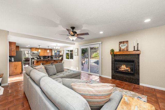 2045 Vista Mar Dr, El Dorado Hills, CA 95762