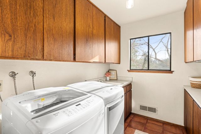 2045 Vista Mar Dr, El Dorado Hills, CA 95762