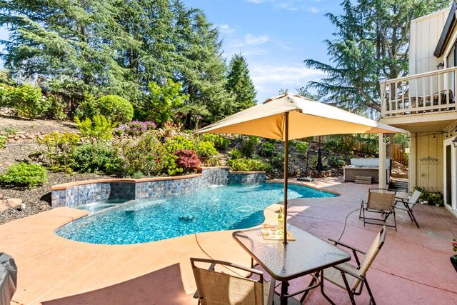 2045 Vista Mar Dr, El Dorado Hills, CA 95762