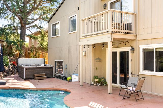 2045 Vista Mar Dr, El Dorado Hills, CA 95762