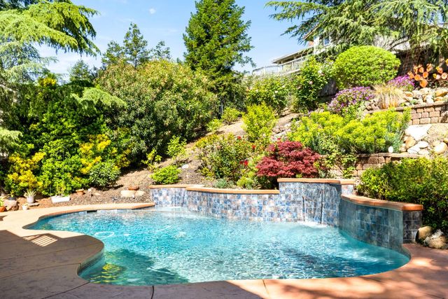 2045 Vista Mar Dr, El Dorado Hills, CA 95762