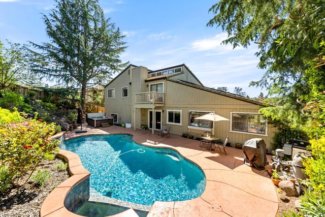 2045 Vista Mar Dr, El Dorado Hills, CA 95762