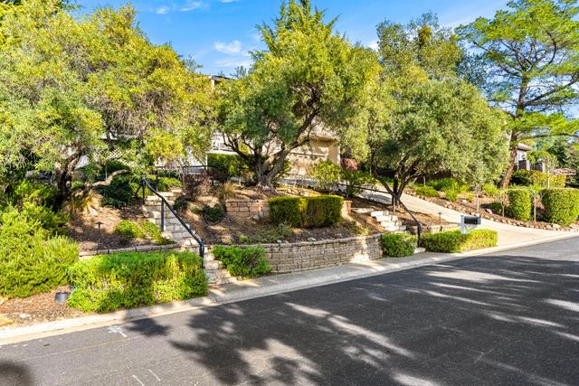 2045 Vista Mar Dr, El Dorado Hills, CA 95762