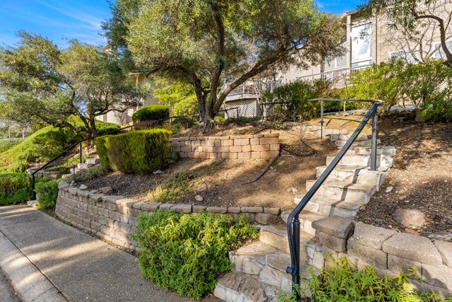 2045 Vista Mar Dr, El Dorado Hills, CA 95762