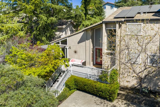 2045 Vista Mar Dr, El Dorado Hills, CA 95762