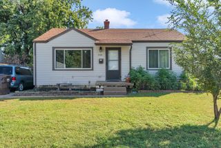 2318 S Market St, Wichita, KS 67211