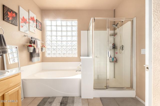 8553 W JENAN Drive, Peoria, AZ 85345