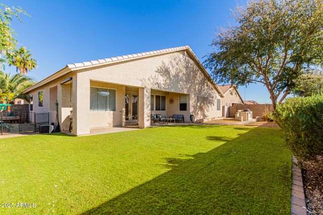 8553 W JENAN Drive, Peoria, AZ 85345