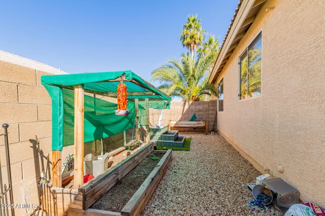 8553 W JENAN Drive, Peoria, AZ 85345