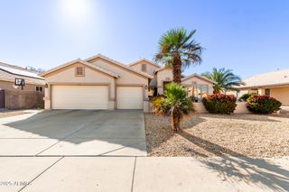8553 W JENAN Drive, Peoria, AZ 85345