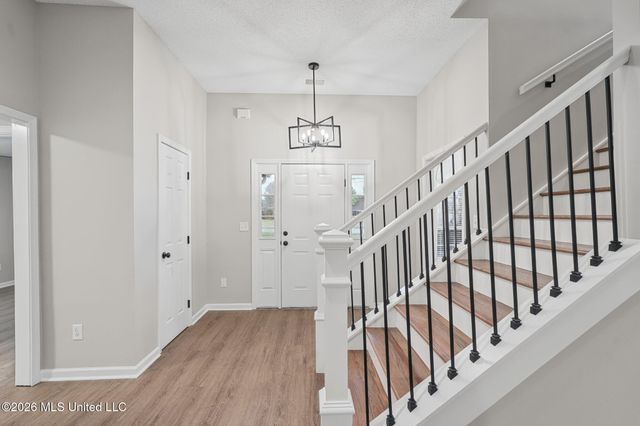 6800 Greyhawk Cove, Olive Branch, MS 38654