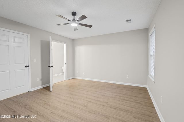 6800 Greyhawk Cove, Olive Branch, MS 38654