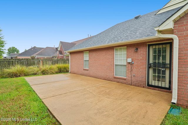 6800 Greyhawk Cove, Olive Branch, MS 38654