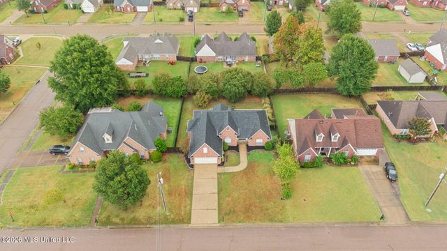 6800 Greyhawk Cove, Olive Branch, MS 38654