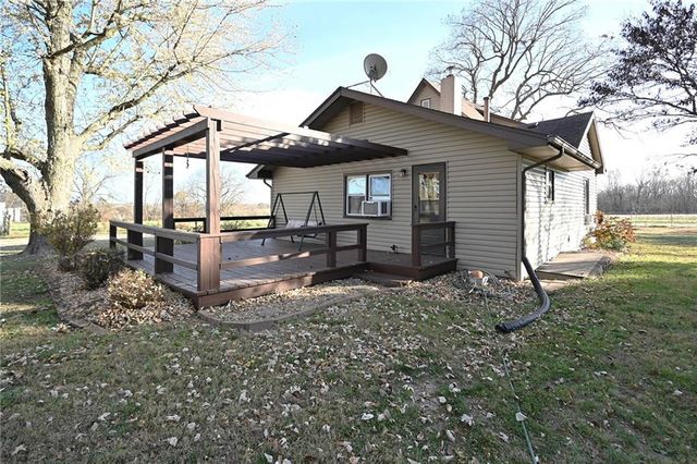 30704 Outerbelt Road S, Lee's Summit, MO 64086