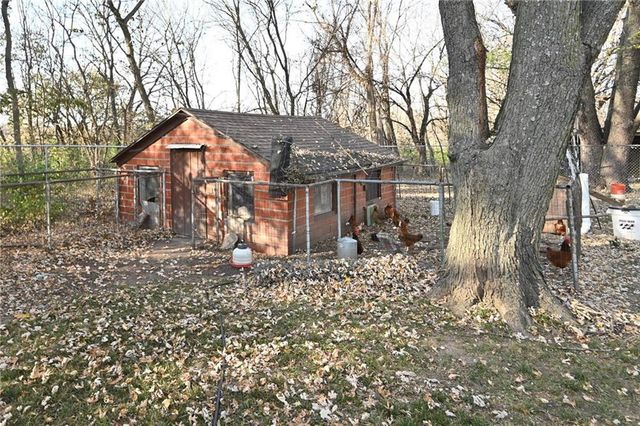 30704 Outerbelt Road S, Lee's Summit, MO 64086