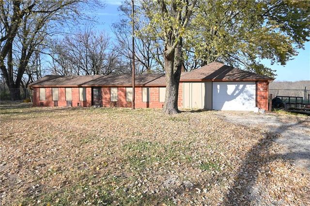 30704 Outerbelt Road S, Lee's Summit, MO 64086