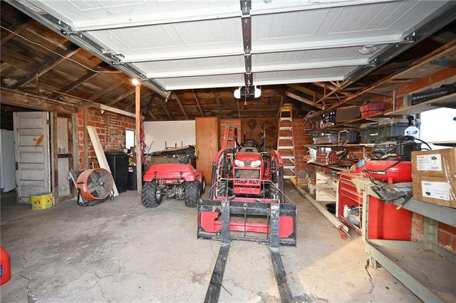 30704 Outerbelt Road S, Lee's Summit, MO 64086