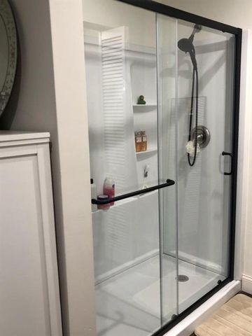 30704 Outerbelt Road S, Lee's Summit, MO 64086