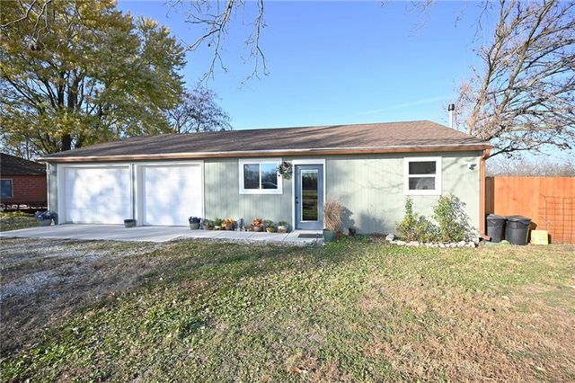 30704 Outerbelt Road S, Lee's Summit, MO 64086